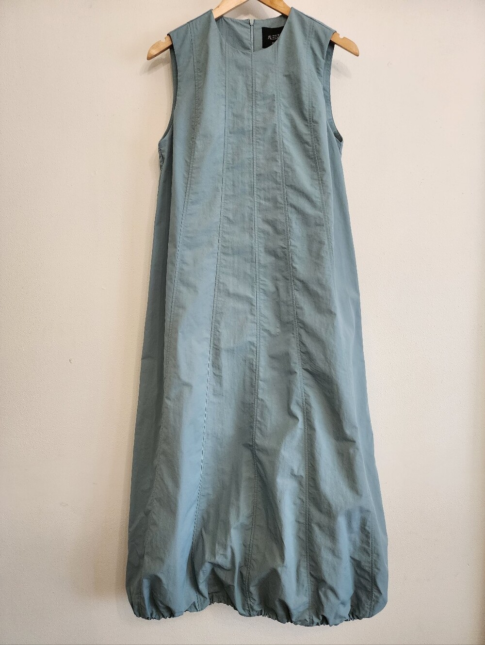 Tiffany Blue Nylon Bubble Skirt Dress Cargo Pulls Midi A-Line Aleeza Paris M NWT - Picture 3 of 15